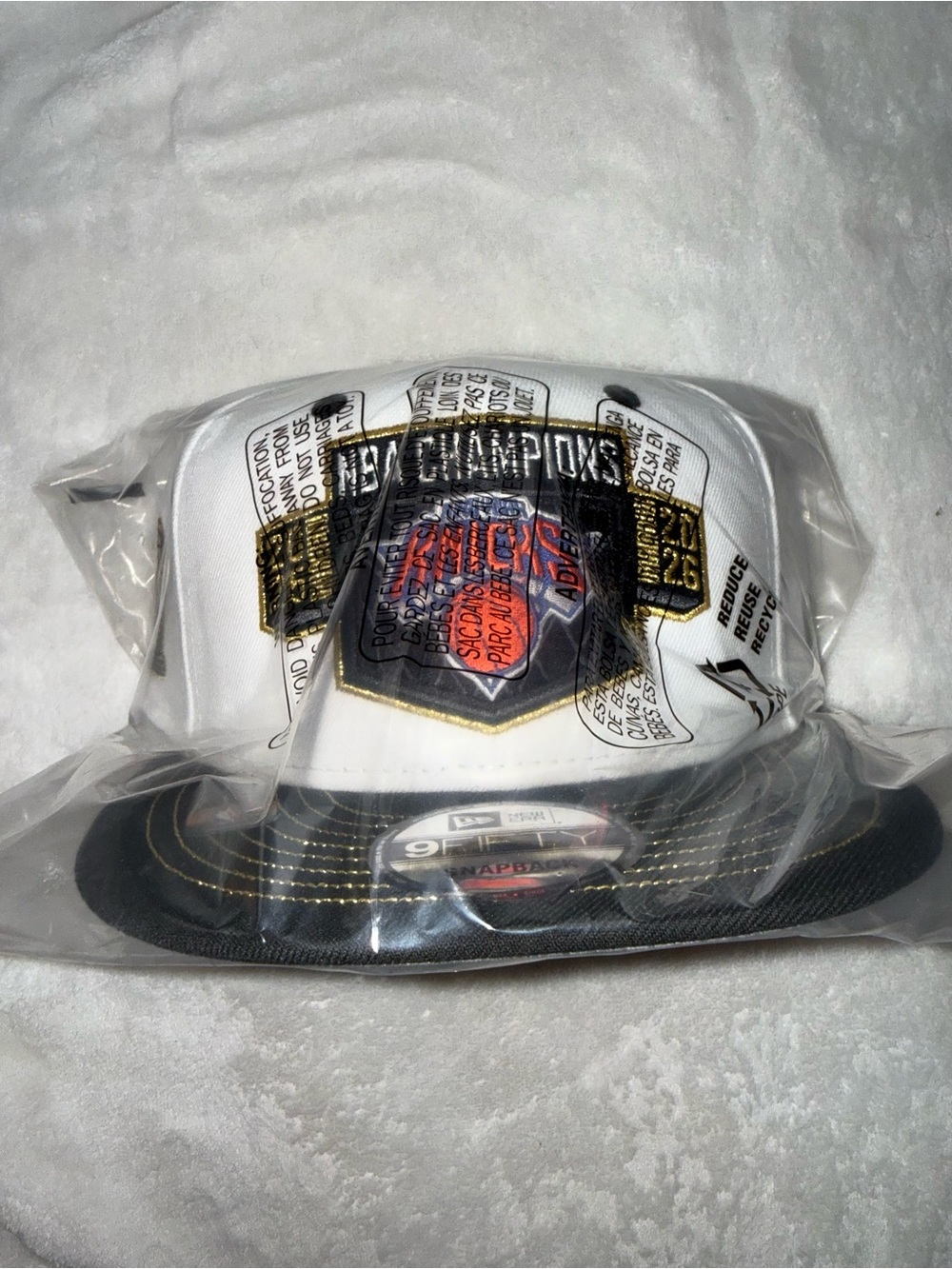 New Era Adult 2026 NBA Champions New York Knicks Locker Room 9Fifty Hat